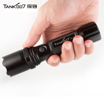 tank007新款UC19超遠(yuǎn)射大功率遠(yuǎn)程戶外狩獵執(zhí)勤，執(zhí)法，巡邏直充手電筒